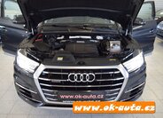 Audi Q5 SUV 2,0 l 0