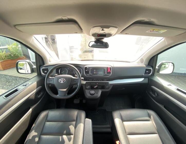 Toyota ProAce Verso 28