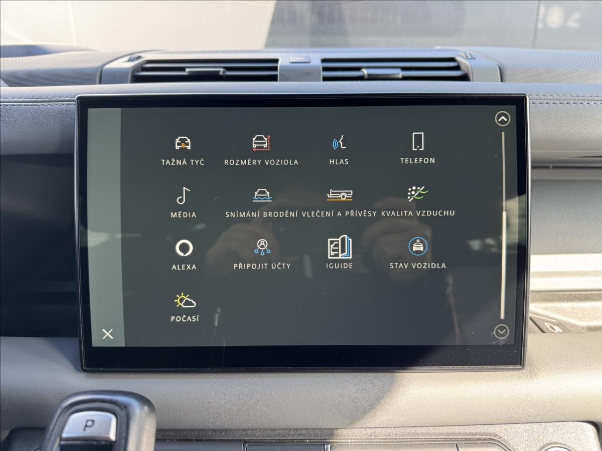 Land Rover Defender SUV / Terénní 3,0 l 221 kw