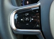 Volvo XC60 SUV / Terénní 2,0 l 145 kw