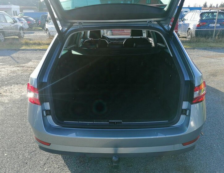 Škoda Superb Kombi 2,0 l 110 kw