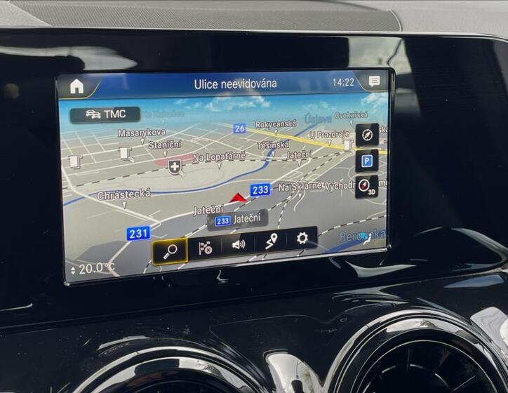 Mercedes-Benz GLB 18