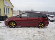 Mitsubishi Grandis Kombi 2,4 l 121 kw