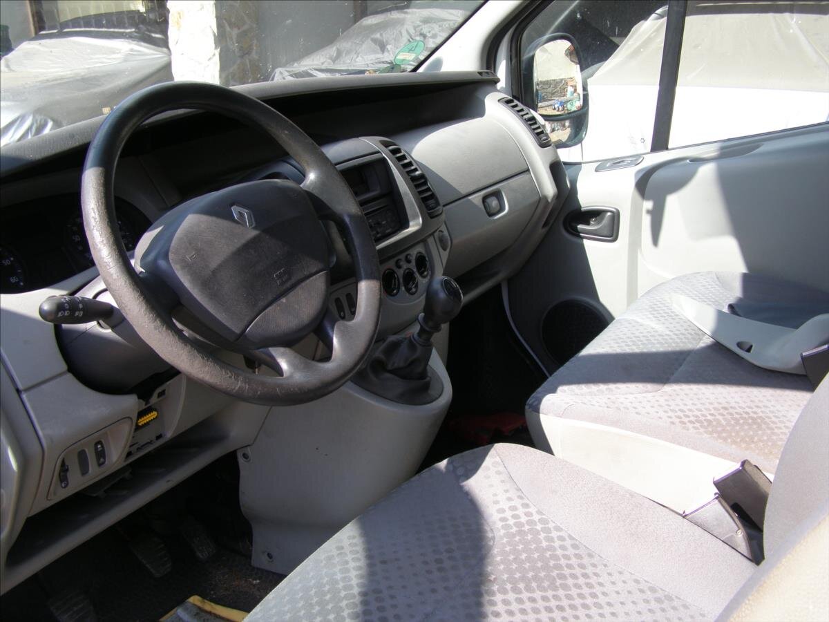 Renault Trafic Skříň 2,0 l 84 kw