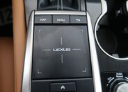 Lexus RX 300 SUV 2,0 l 175 kw
