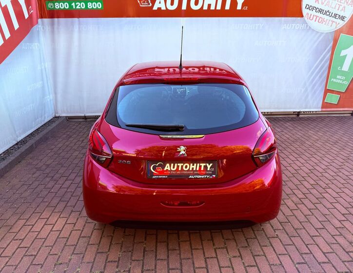 Peugeot 208 7