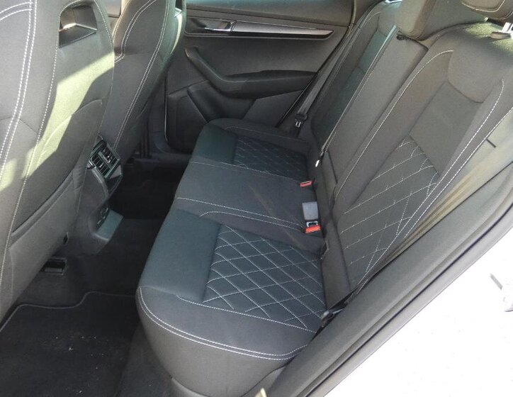 Škoda Karoq SUV / Terénní 1,5 l 110 kw