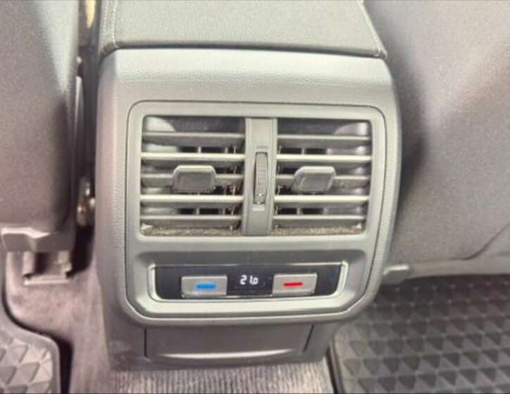 Volkswagen Passat Ostatní 1,6 l 88 kw