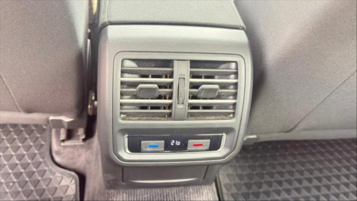 Volkswagen Passat Ostatní 1,6 l 88 kw