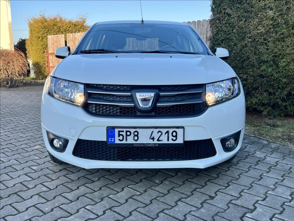 Dacia Sandero Hatchback 1,1 l 55 kw