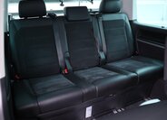 Volkswagen Multivan 15