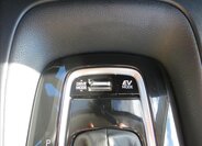 Toyota Corolla Sedan / Limuzína 1,8 l 72 kw