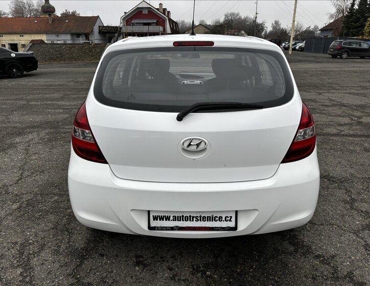 Hyundai i20 4