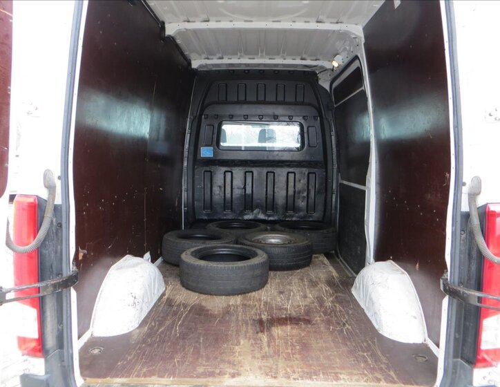 Hyundai H 350 Skříň 2,5 l 110 kw