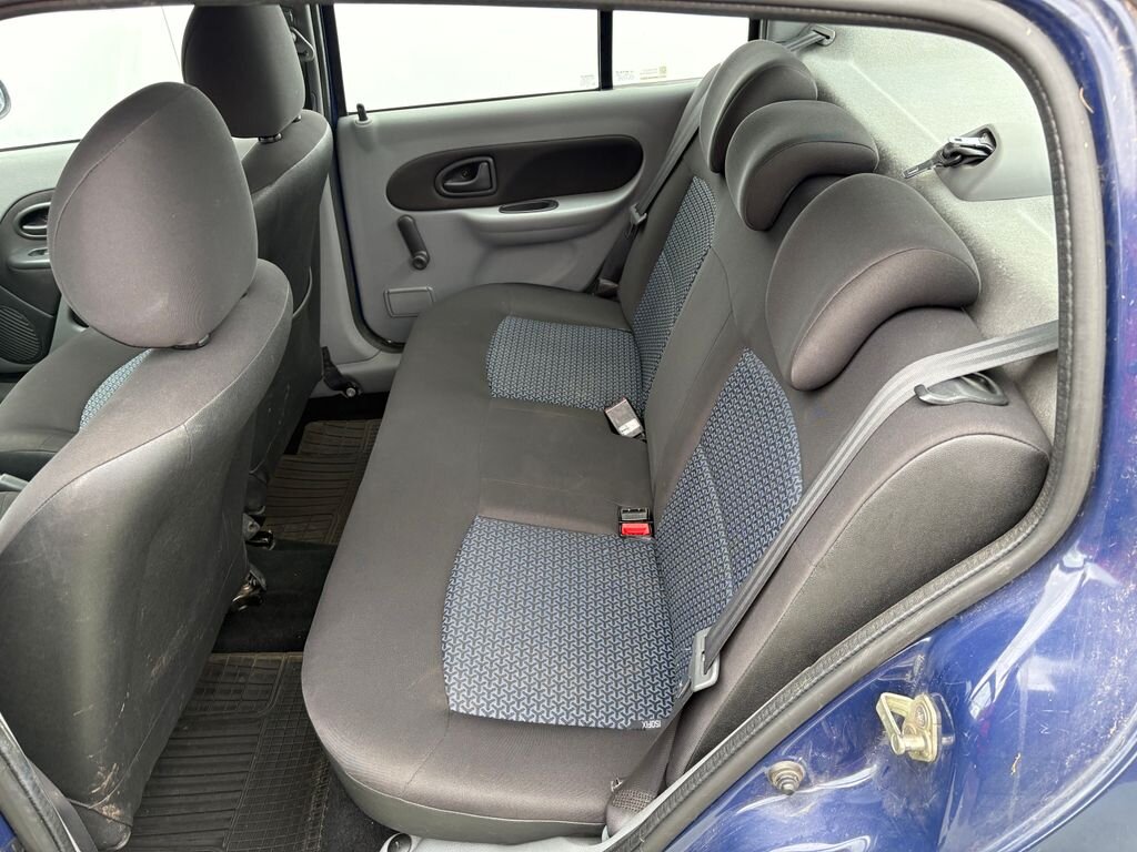 Renault Thalia Sedan / Limuzína 1,1 l 55 kw