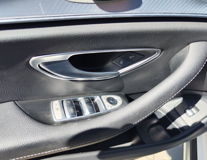 Mercedes-Benz Třídy E Kombi 2,0 l 143 kw