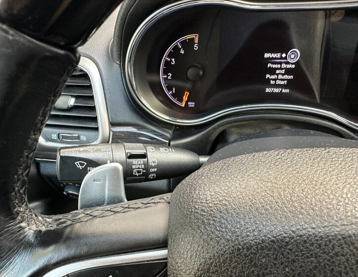 Jeep Grand Cherokee 27