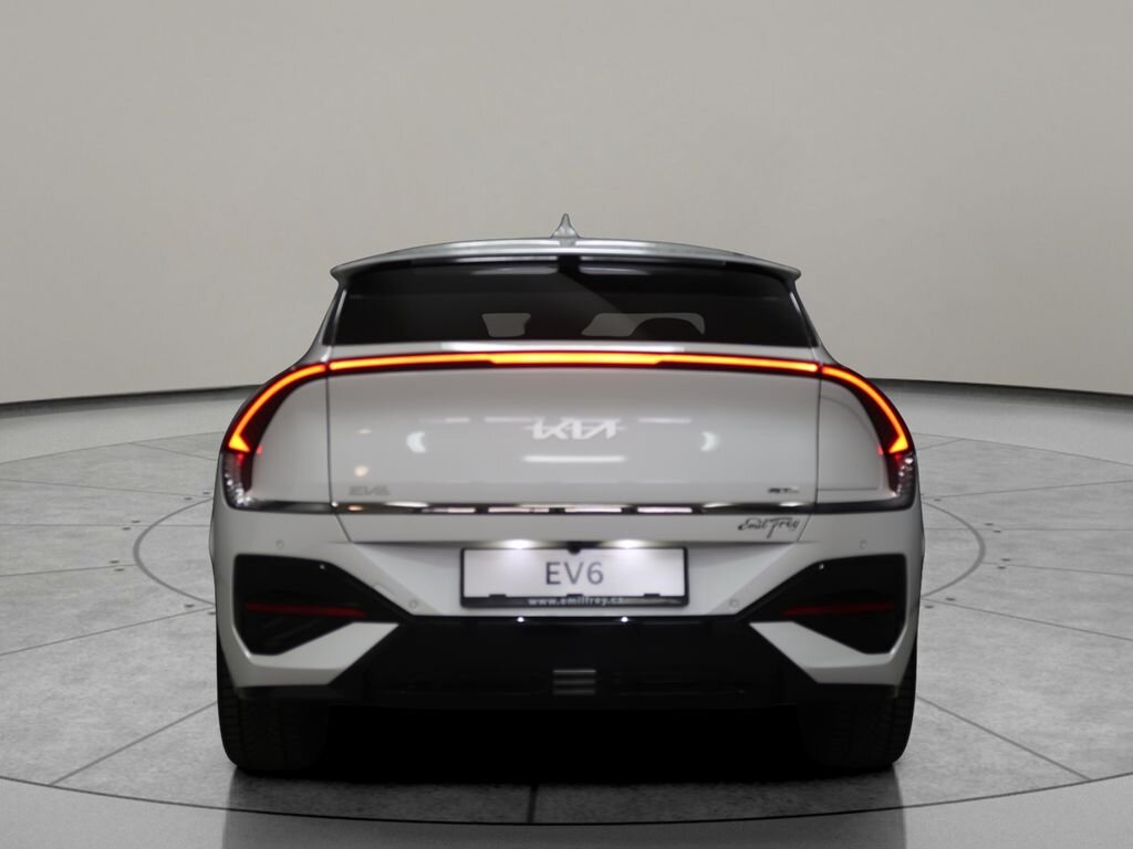 KIA EV6 Liftback 0,0 239 kw