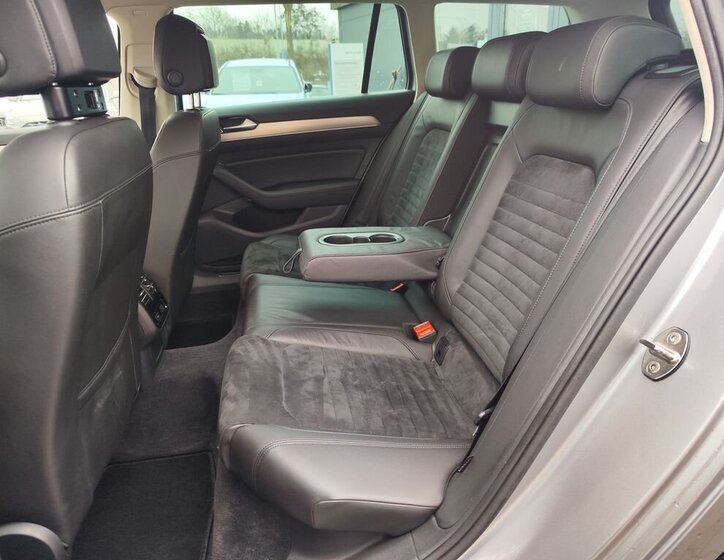 Volkswagen Passat Sedan 2,0 l 140 kw