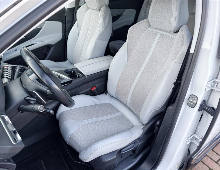 Peugeot 5008 MPV 1,6 l 88 kw