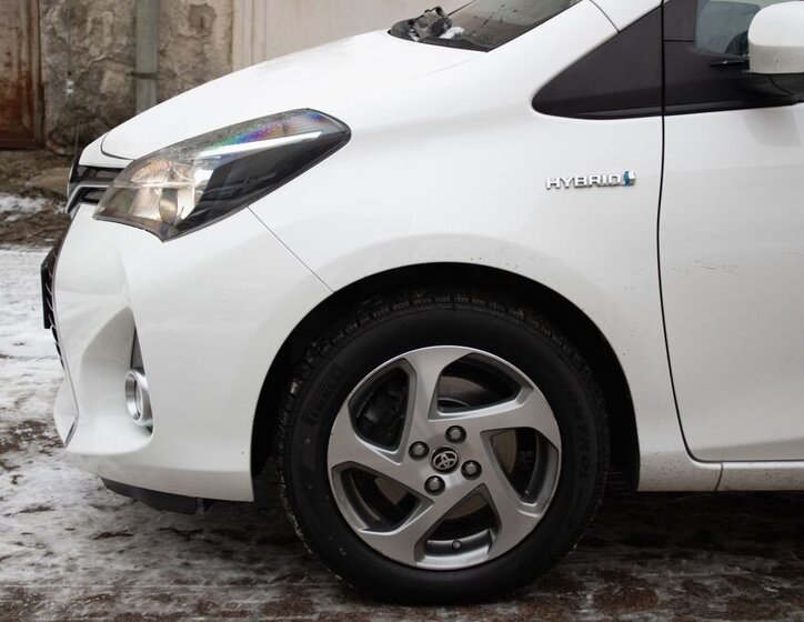 Toyota Yaris Hatchback 1,5 l 74 kw