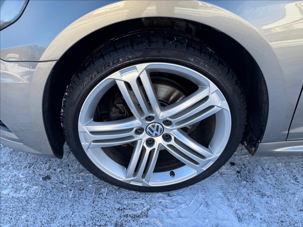 Volkswagen CC Sedan / Limuzína 2,0 l 155 kw