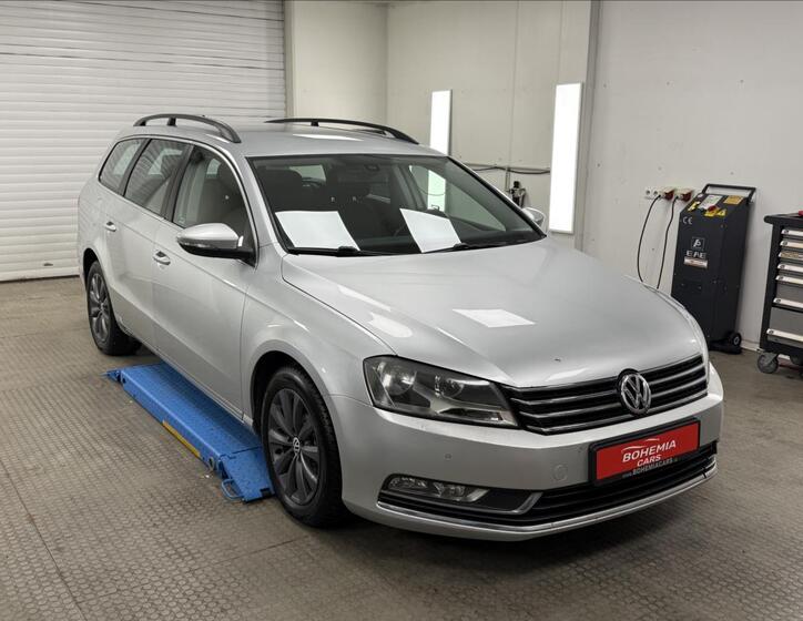 Volkswagen Passat 1