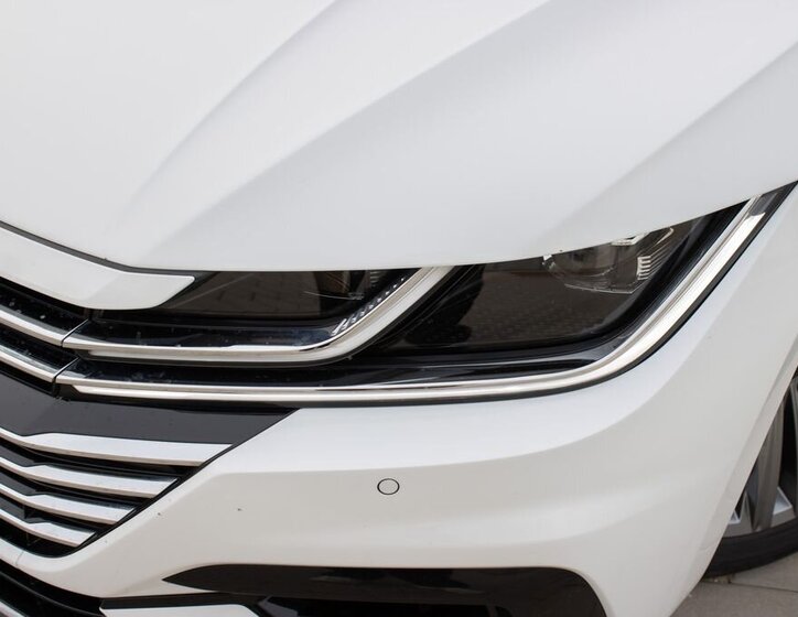 Volkswagen Arteon Sedan / Limuzína 2,0 l 176 kw