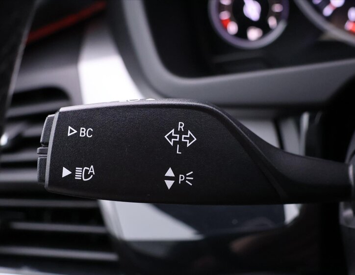 BMW X5 SUV / Terénní 3,0 l 230 kw