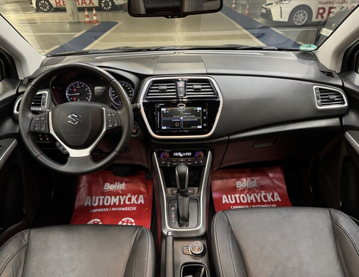 Suzuki SX4 S-Cross 32