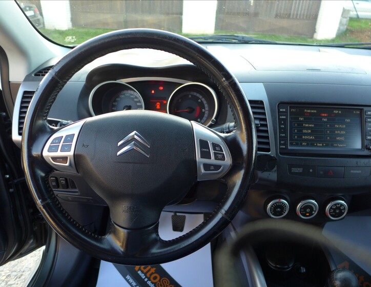 Citroën C-Crosser 19