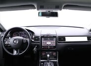 Volkswagen Touareg SUV / Terénní 3,0 l 176 kw
