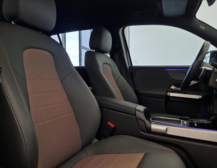 Mercedes-Benz EQB SUV 1,0 140 kw