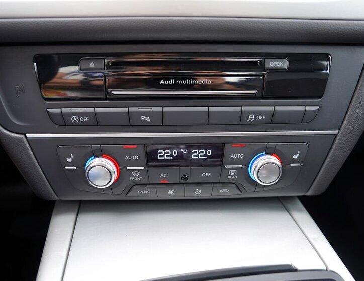 Audi A6 Sedan / Limuzína 2,8 l 150 kw