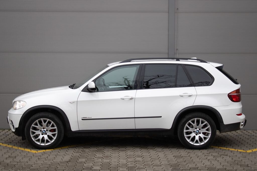 BMW X5 SUV 3,0 l 180 kw