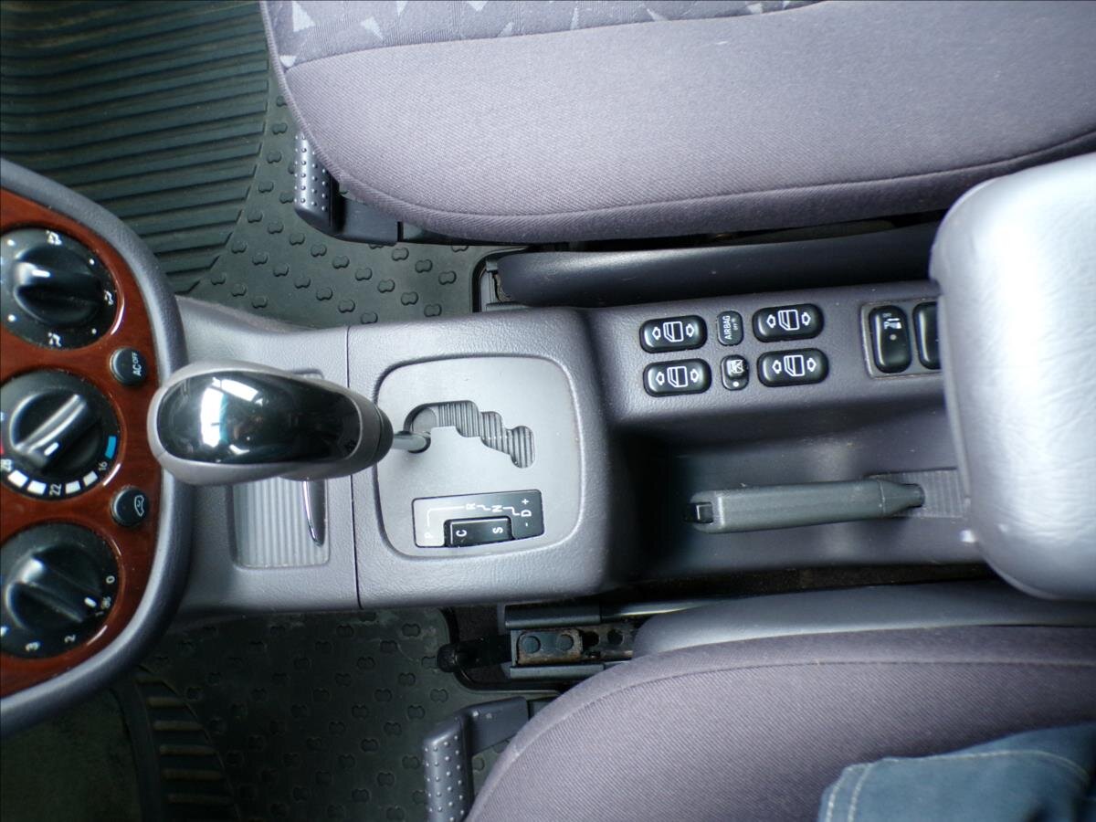 Mercedes-Benz Třídy A Kombi 1,6 l 75 kw