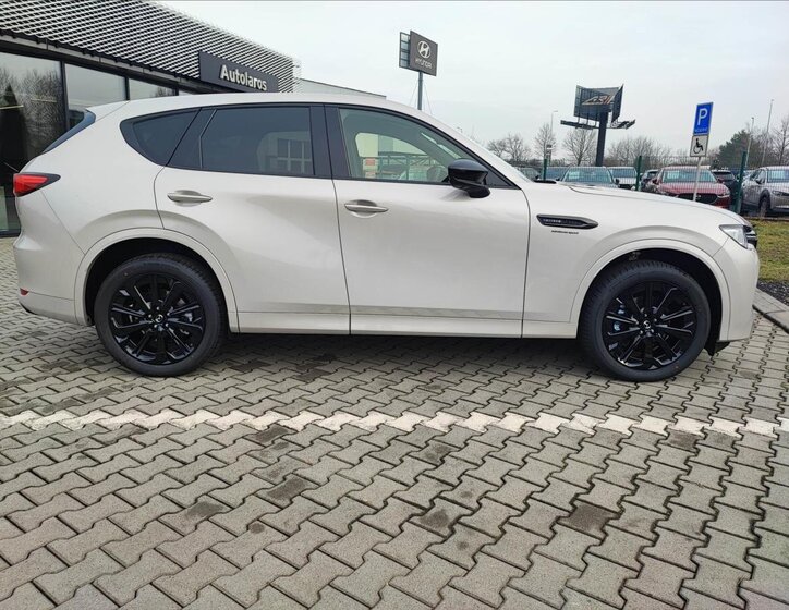Mazda CX-60 SUV / Terénní 3,3 l 187 kw