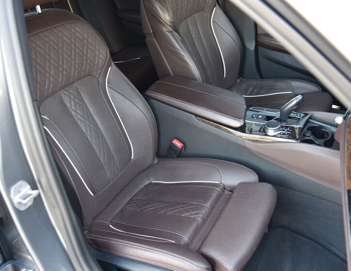 BMW Řada 5 Sedan / Limuzína 4,4 l 340 kw