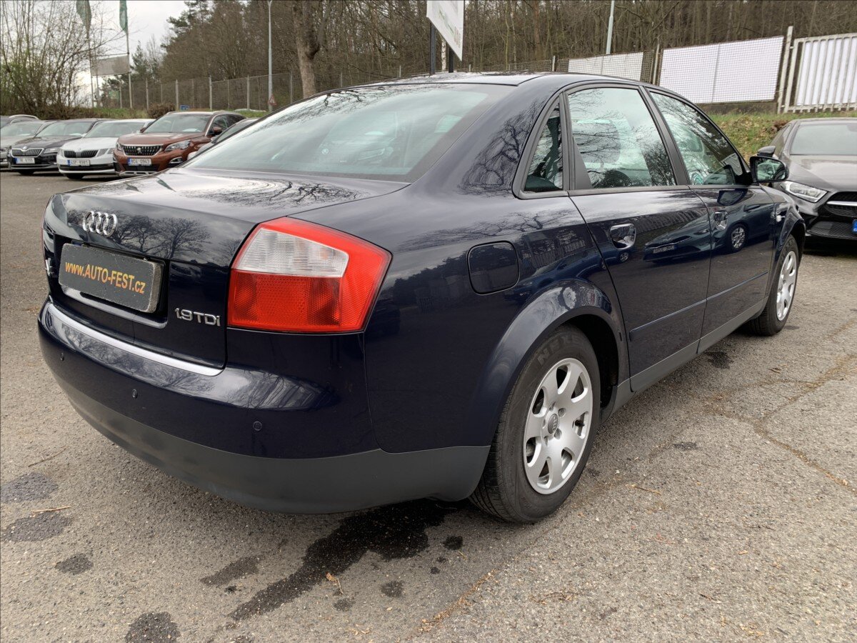 Audi A4 Sedan / Limuzína 1,9 l 74 kw
