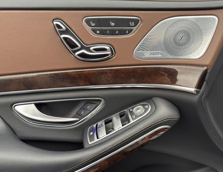 Mercedes-Benz Třídy S 14