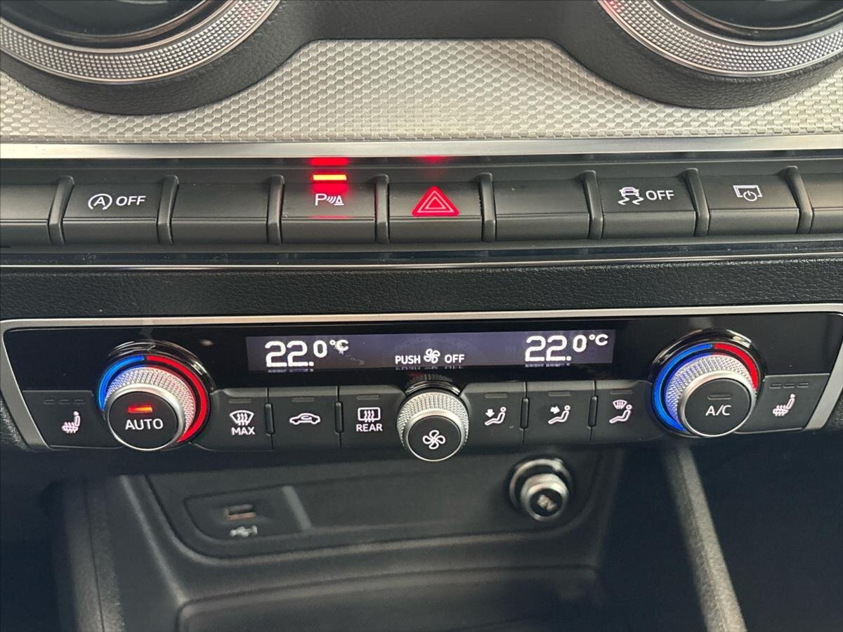 Audi Q2 SUV / Terénní 1,5 l 110 kw