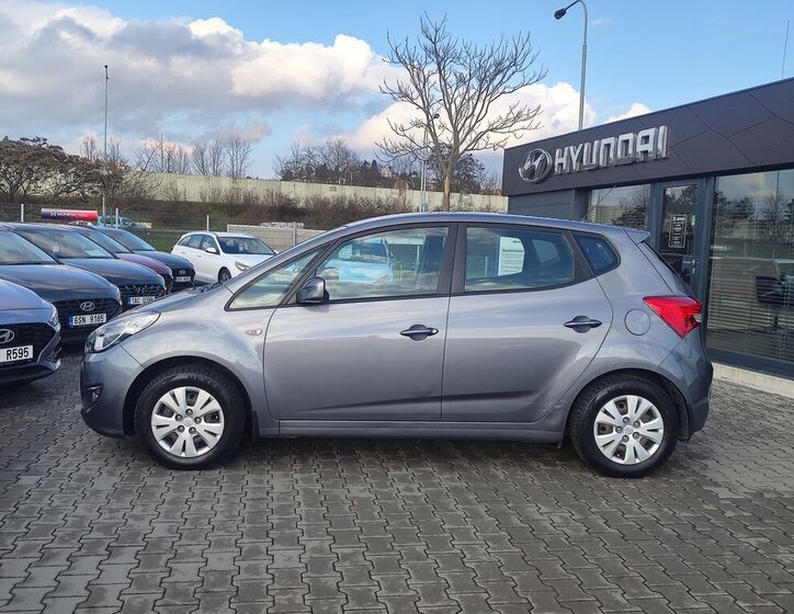 Hyundai ix20 MPV 1,4 l 66 kw