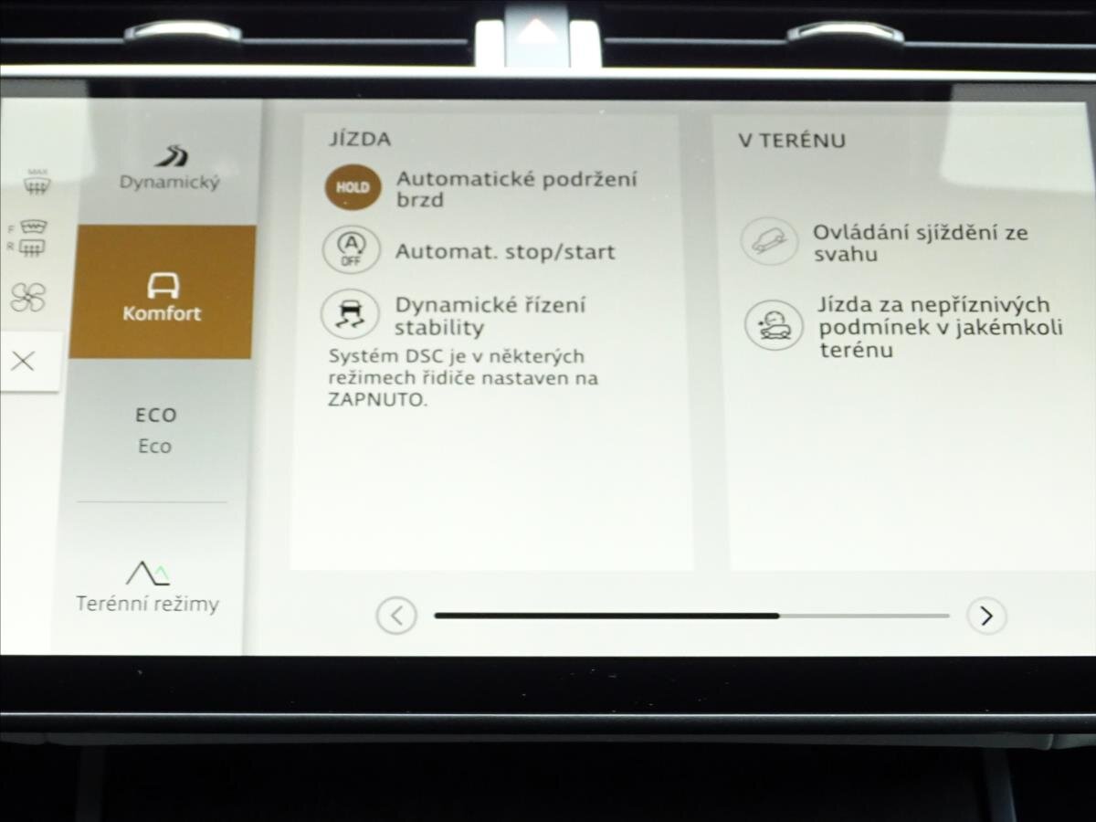 Land Rover Range Rover Velar SUV / Terénní 2,0 l 150 kw