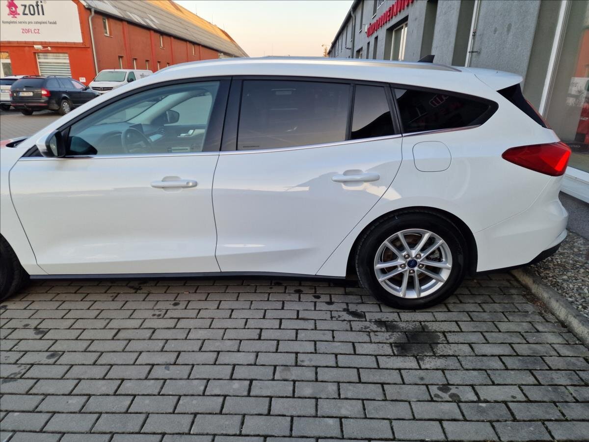 Ford Focus Kombi 1,5 l 88 kw