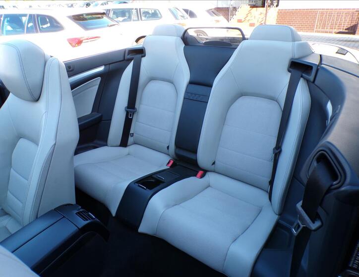 Mercedes-Benz Třídy E 16