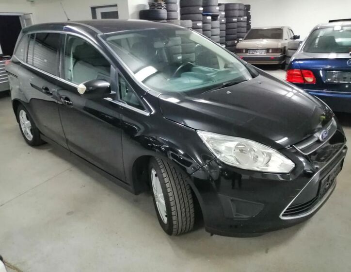 Ford Grand C-MAX 2