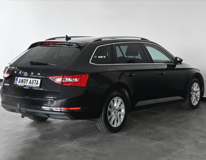 Škoda Superb Kombi 2,0 l 110 kw