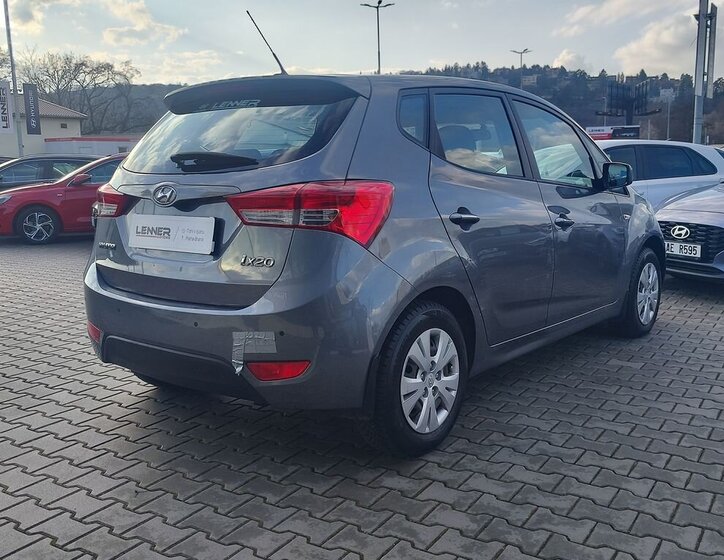 Hyundai ix20 MPV 1,4 l 66 kw
