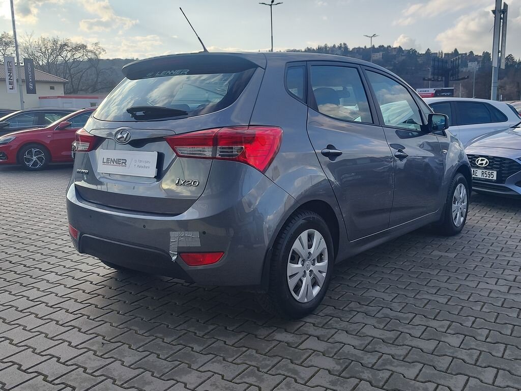 Hyundai ix20 MPV 1,4 l 66 kw