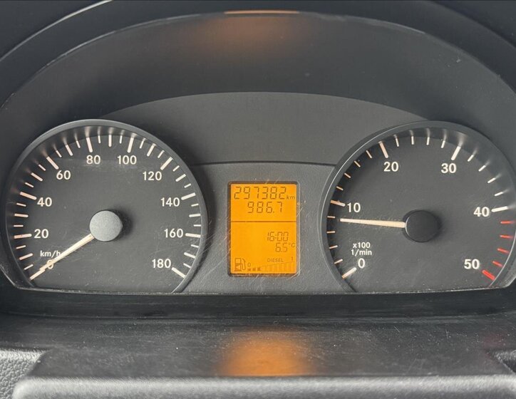 Mercedes-Benz Sprinter Kombi 2,1 l 95 kw